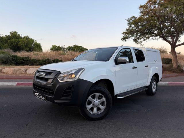 די-מקס 4X4 S ידני דאבל קבינה 5 מק 4 דל 1.9 (163 כ״ס)