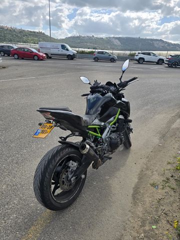 מודעת רכב קאוואסאקי Z900