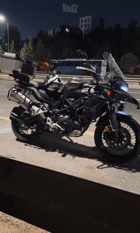 מודעת רכב בנלי TRK502X