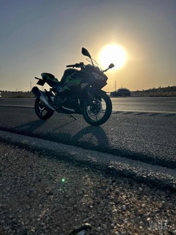 מודעת רכב קאוואסאקי נינג'ה 400