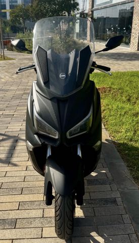 מודעת רכב סאן יאנג ג'וי-מקס Z-250