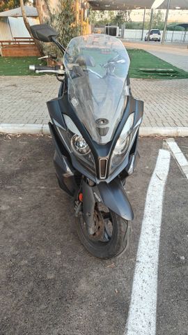 מודעת רכב קימקו דאון-טאון 350