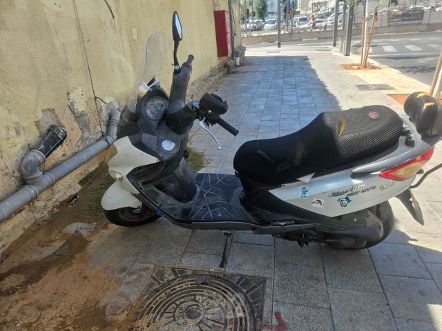 מודעת רכב סאן יאנג ג'וי רייד 125