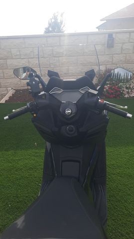 מודעת רכב סאן יאנג קרוזים 300