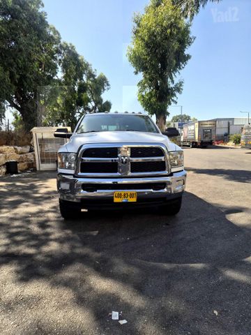 מודעת רכב דודג'