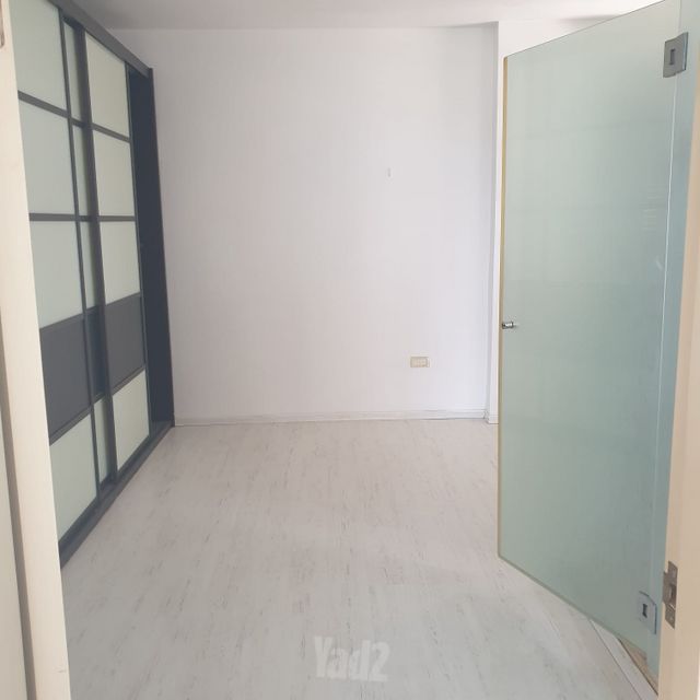 עין גנים 83