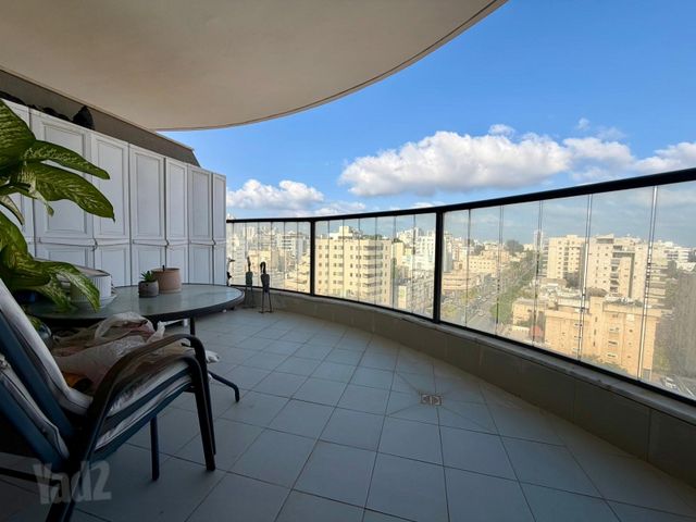 דירה