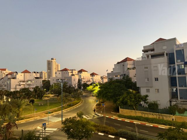 נופר 8