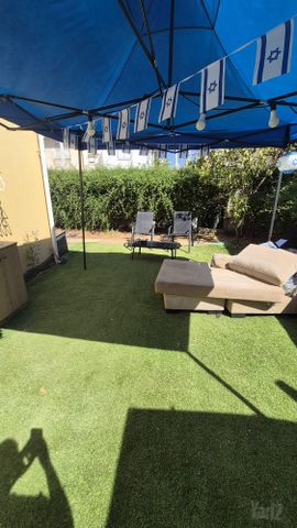 Givatayim, Israel 5