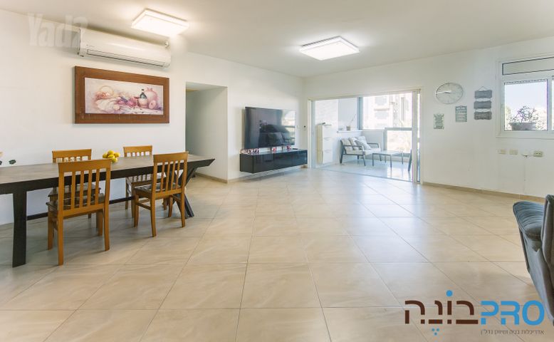 שדה נחום