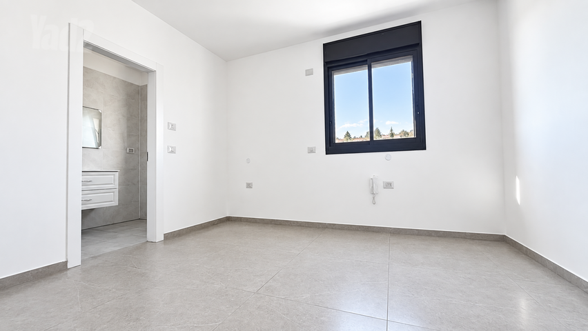 Petah Tikva, Israel 9