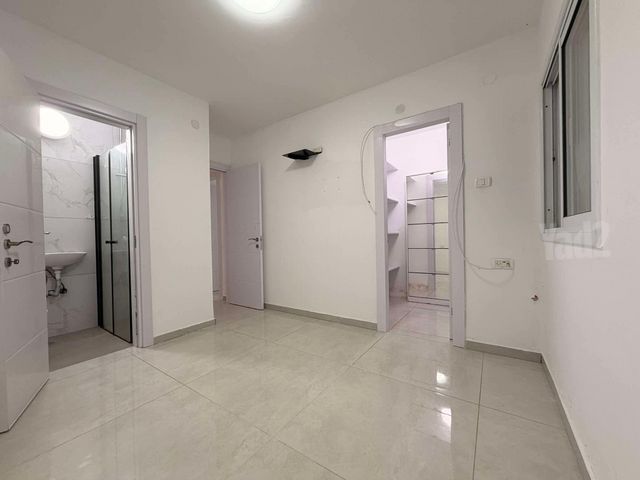 Ashdod, Israel 6