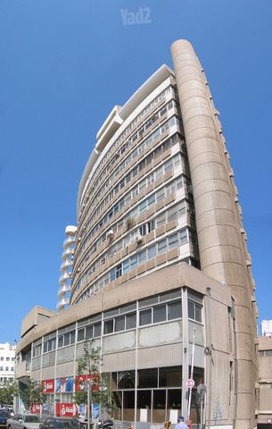 בן יהודה 32
