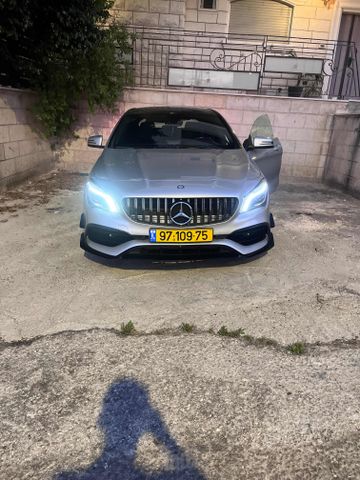 מודעת רכב מרצדס-בנץ CLA