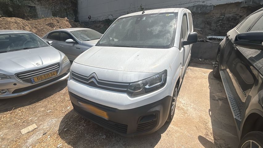 מודעת רכב סיטרואן ברלינגו 