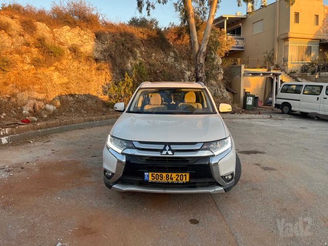 מודעת רכב מיצובישי אאוטלנדר