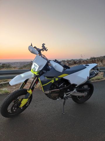 מודעת רכב הוסקוורנה SM701