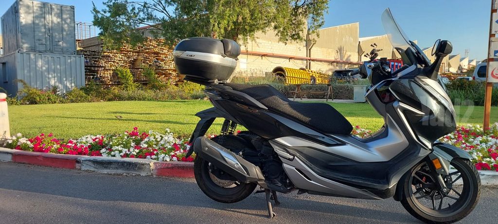 מודעת רכב הונדה FORZA300