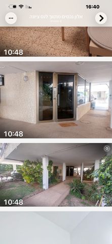 Holon, Israel 3