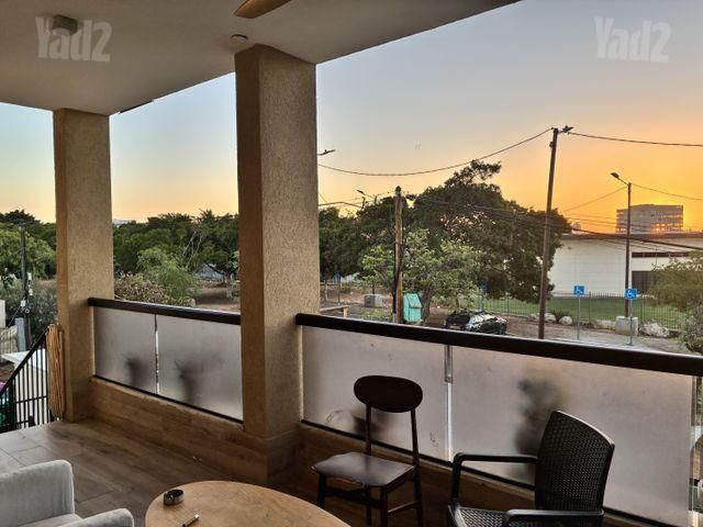 Holon, Israel 6