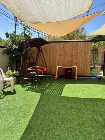 Holon, Israel 8