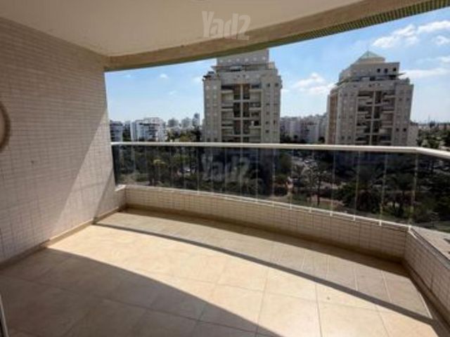 התזמורת 8