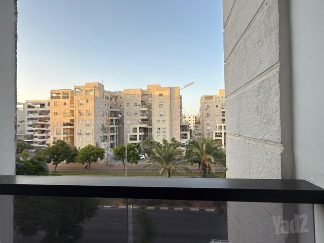מבוא הכרכום 8