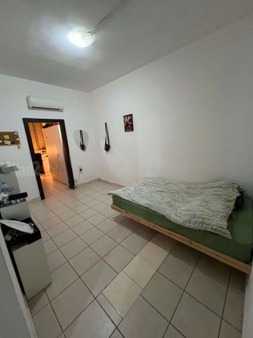 Givatayim, Israel 7