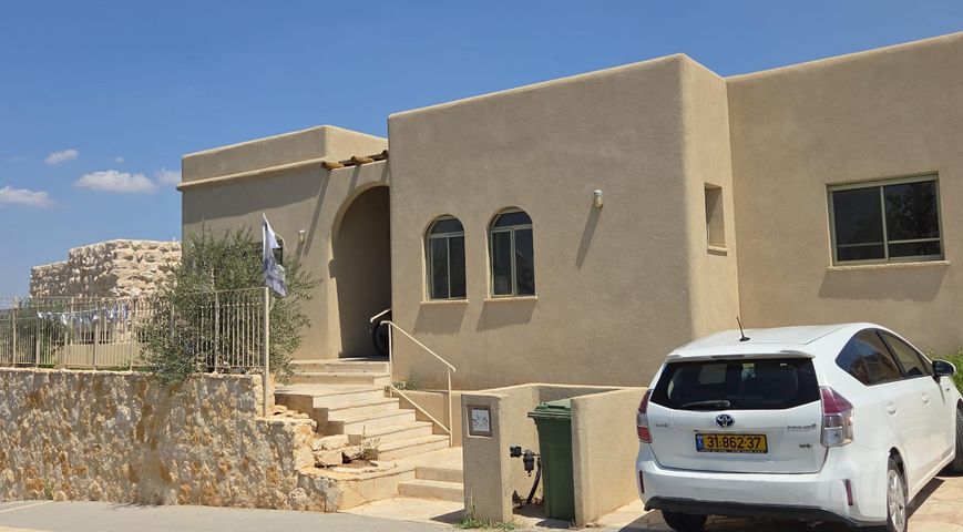 שקד 6
