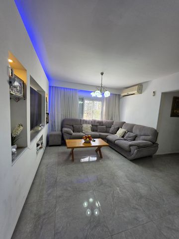 שדרות שלמה המלך 115