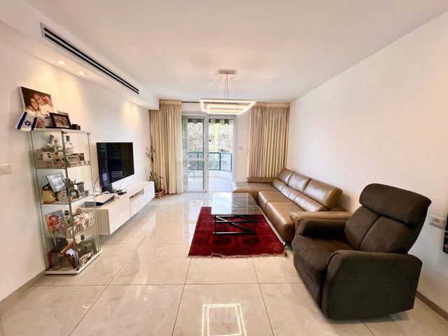 Holon, Israel 2
