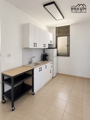 Rehovot, Israel 14