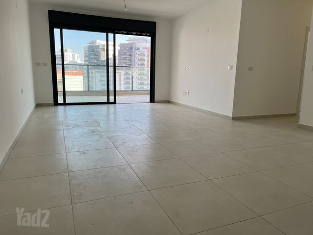 הרב מרדכי אליהו 28