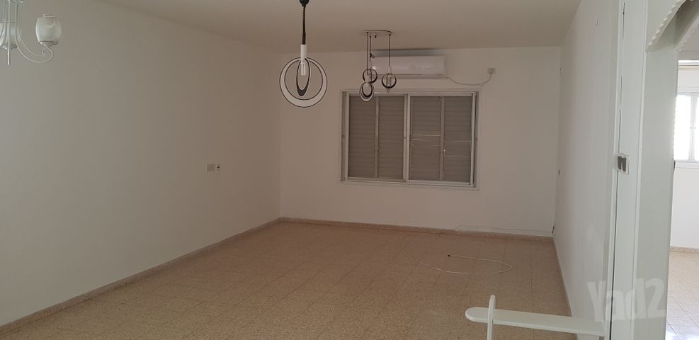 הרב קירשטיין 
