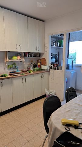 Holon, Israel 10