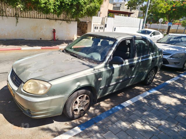 מודעת רכב יונדאי אקסנט i25
