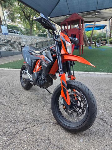 מודעת רכב KTM SuperMoto SMR 690