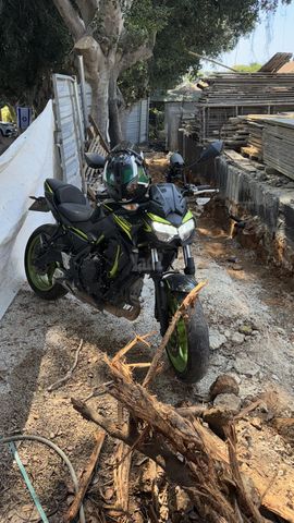 מודעת רכב קאוואסאקי Z650 abs