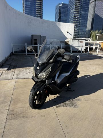 מודעת רכב סאן יאנג קרוזים 250