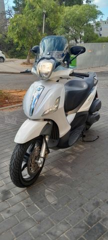 מודעת רכב פיאג'ו בוורלי 350