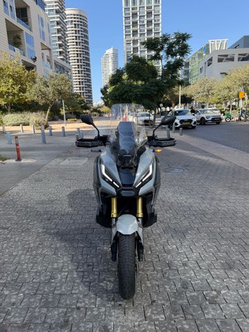 מודעת רכב הונדה X-ADV750
