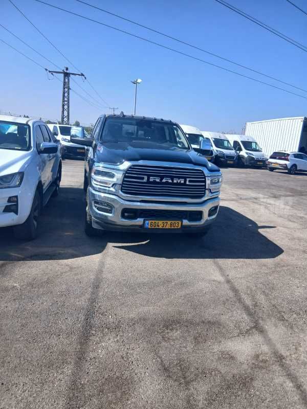 מודעת רכב דודג'