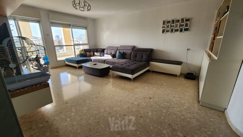 מנחם אוסישקין 21