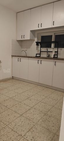 גואל 