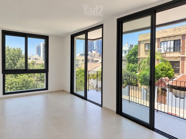 מודעת נכס, שדרות המעפילים, יד אליהו, תל אביב יפו