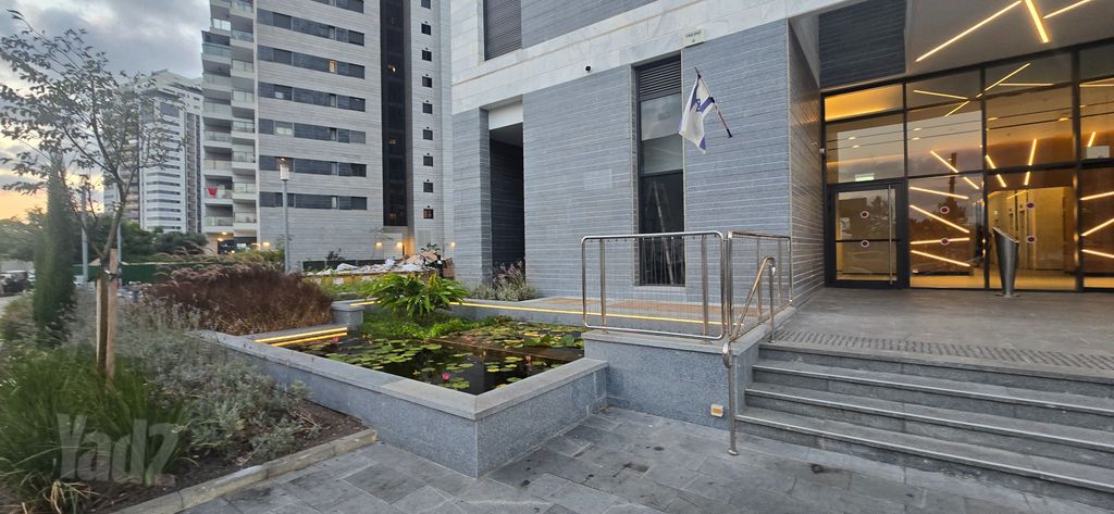 יצחק שמיר 15