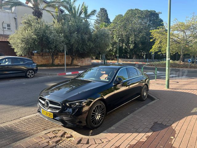 מודעת רכב מרצדס-בנץ C-class
