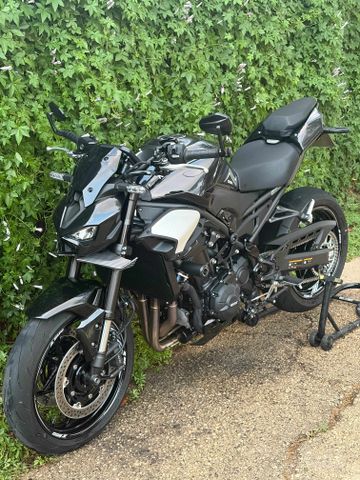 מודעת רכב קאוואסאקי Z900