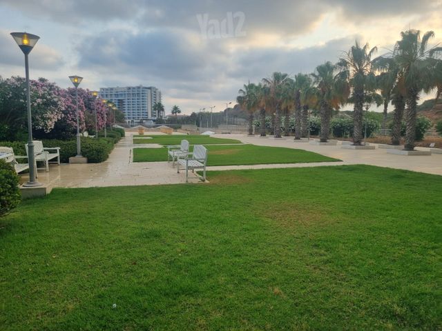 Herzliya, Israel 4