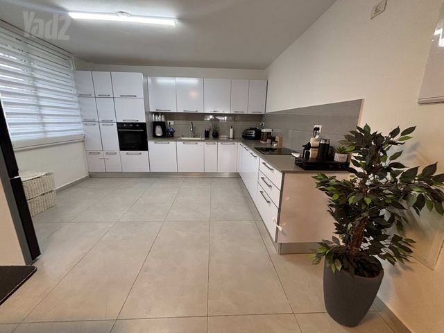 Petah Tikva, Israel 3